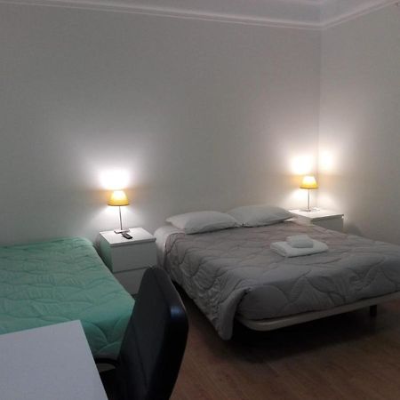 Residence Metro-Alameda Lisbon Bagian luar foto