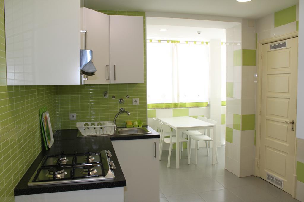 Residence Metro-Alameda Lisbon Bagian luar foto